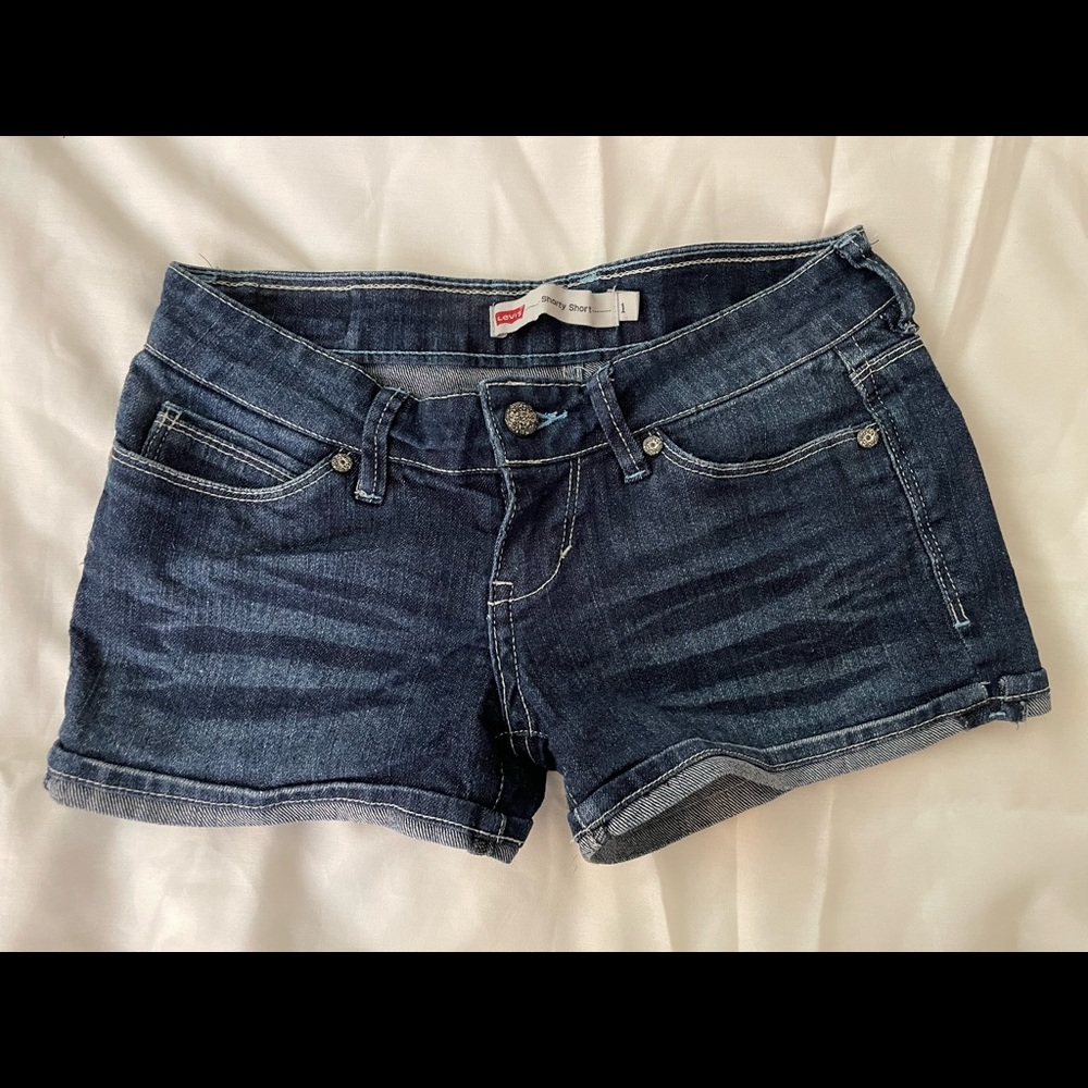 Levi’s, size 1, shorty short